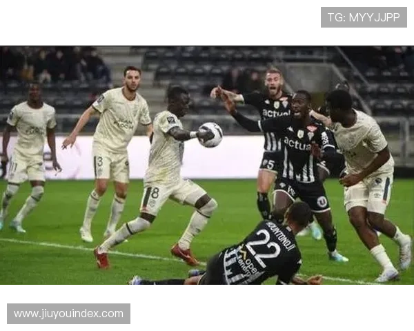 保级形势：欧塞尔7分垫底，洛里昂南特同积10分