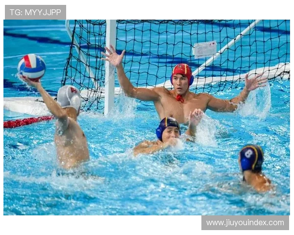 临时泳池搭建完成，满足全运会水球比赛需求